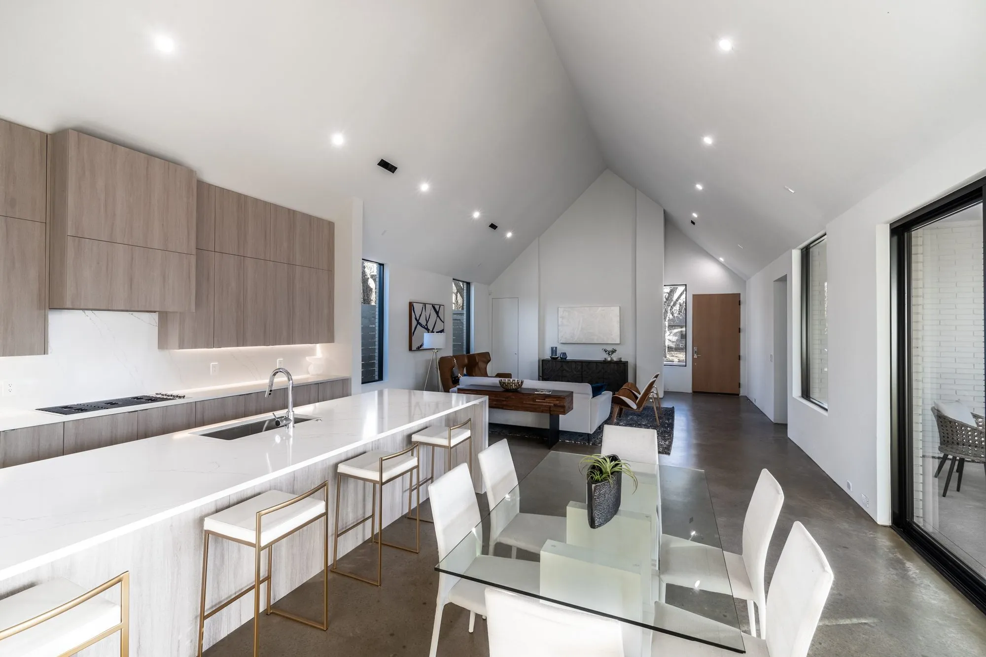 3805 Eaton Drive: kitchen and dining area under a vaulted ceiling